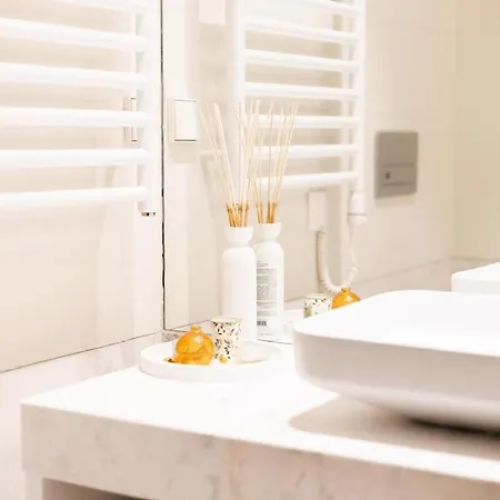 Infinity Tower Private Luxury Διαμέρισμα *